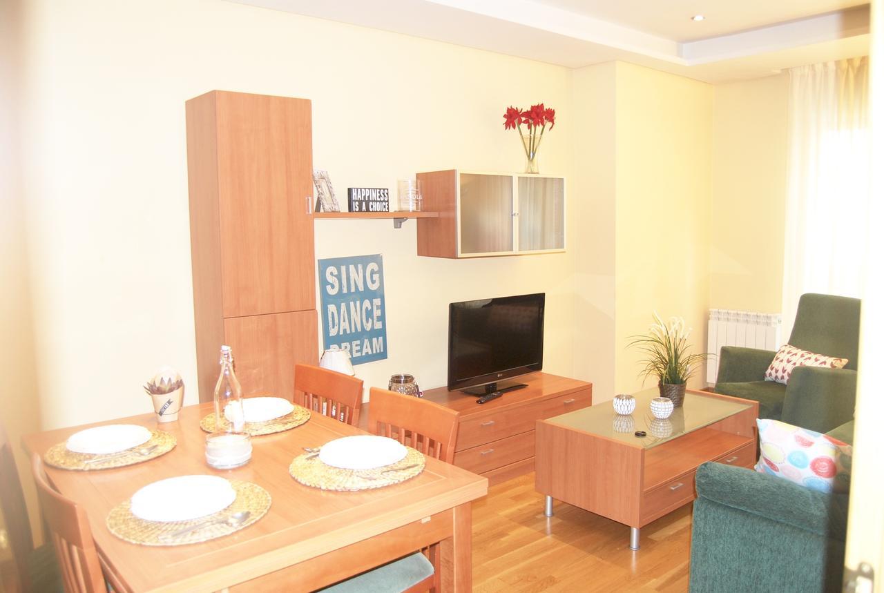 Apartamentos Turisticos Arch León Esterno foto